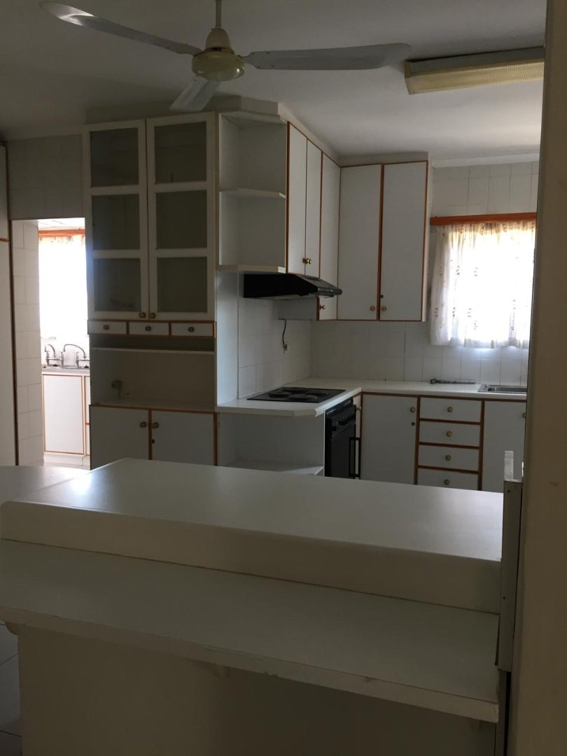 3 Bedroom Property for Sale in Uitenhage Upper Central Eastern Cape